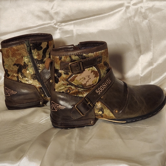 OTTO Brown and Camouflage Leather Boots - Picture 10 of 16